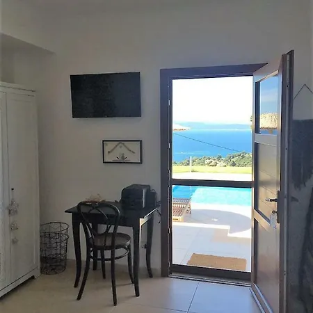 Villa Skiathea *